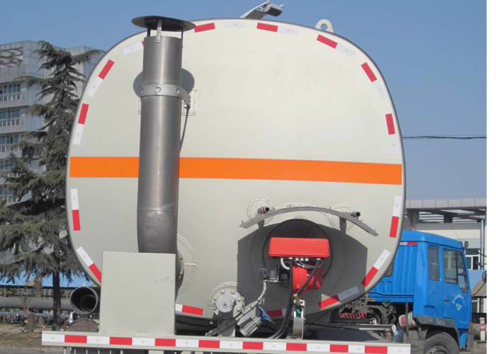 43000L isolierter Kohlenstoffstahl-Behälter-halb Anhänger mit 3 Achsen für Bitumen