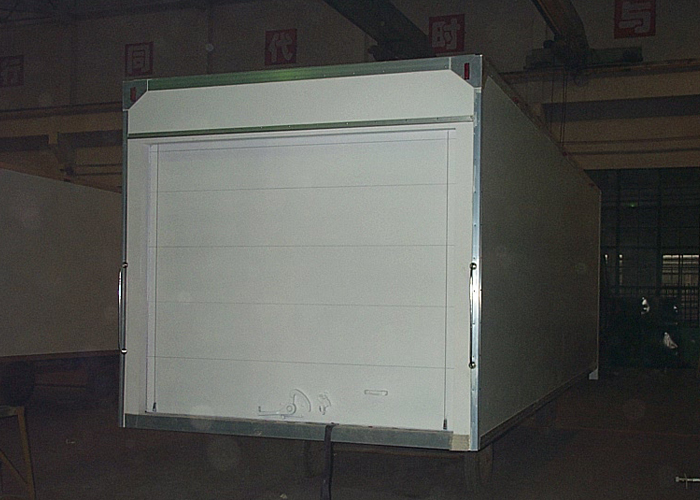 Isolierte LKW-Box für Flugzeugnahrungsmittelversorgung mit vollständig geschlossenen GFK- / GFK-versiegelten Sandwich-Panel-Kits, isolierte LKW-Box