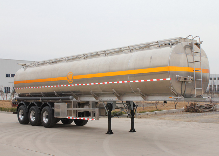 45000L Aluminium Tanker Sattelauflieger mit Super Single Reifen für Methylmethan bei Freeway Fuel Logistic